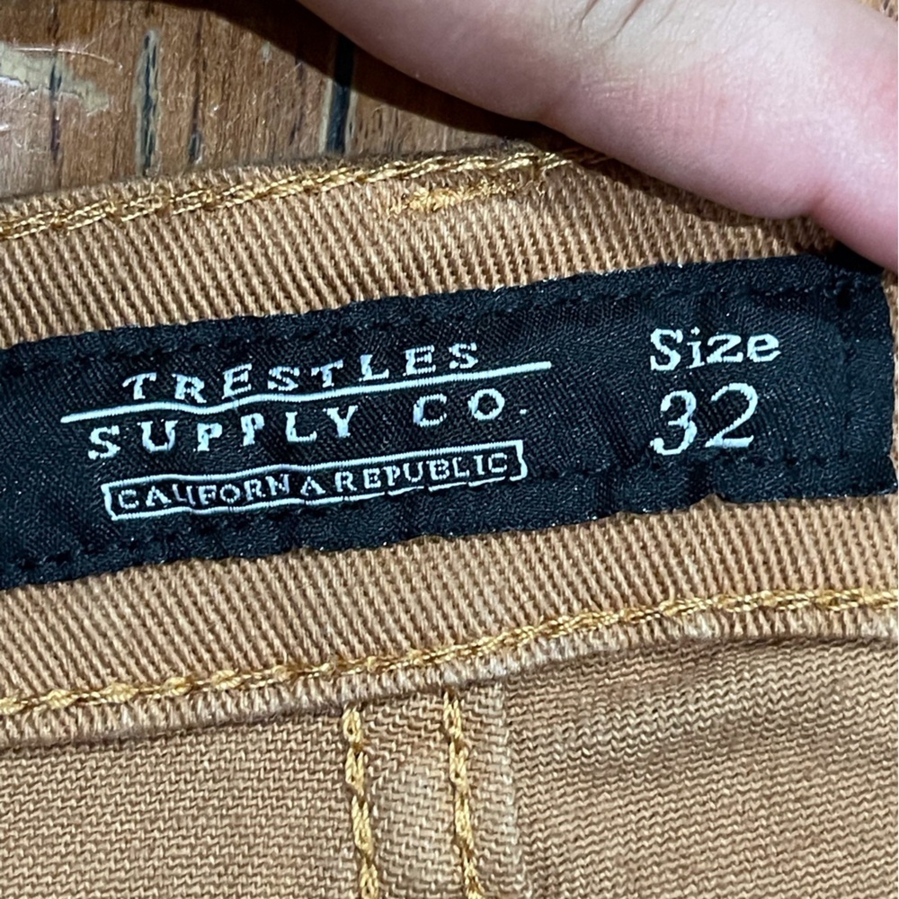 Stylish Tan Distressed Women's Straight Leg Jeans - Picture 9 of 14